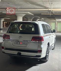 تويوتا لاندكروزر